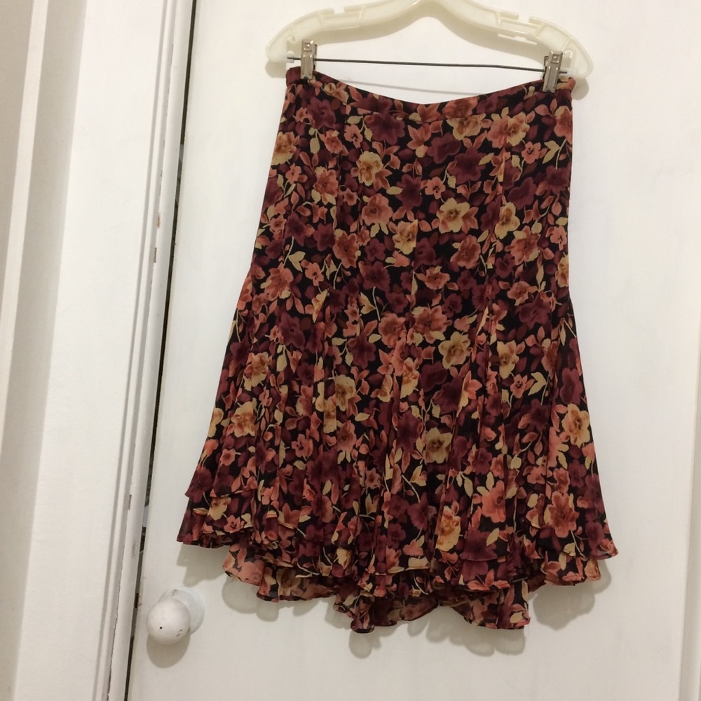 John Paul Richard womans PM sheer polyester skirt